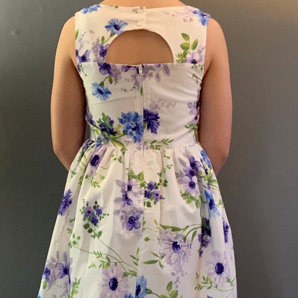 SPRING FLORAL DRESS - Picture 3 of 5